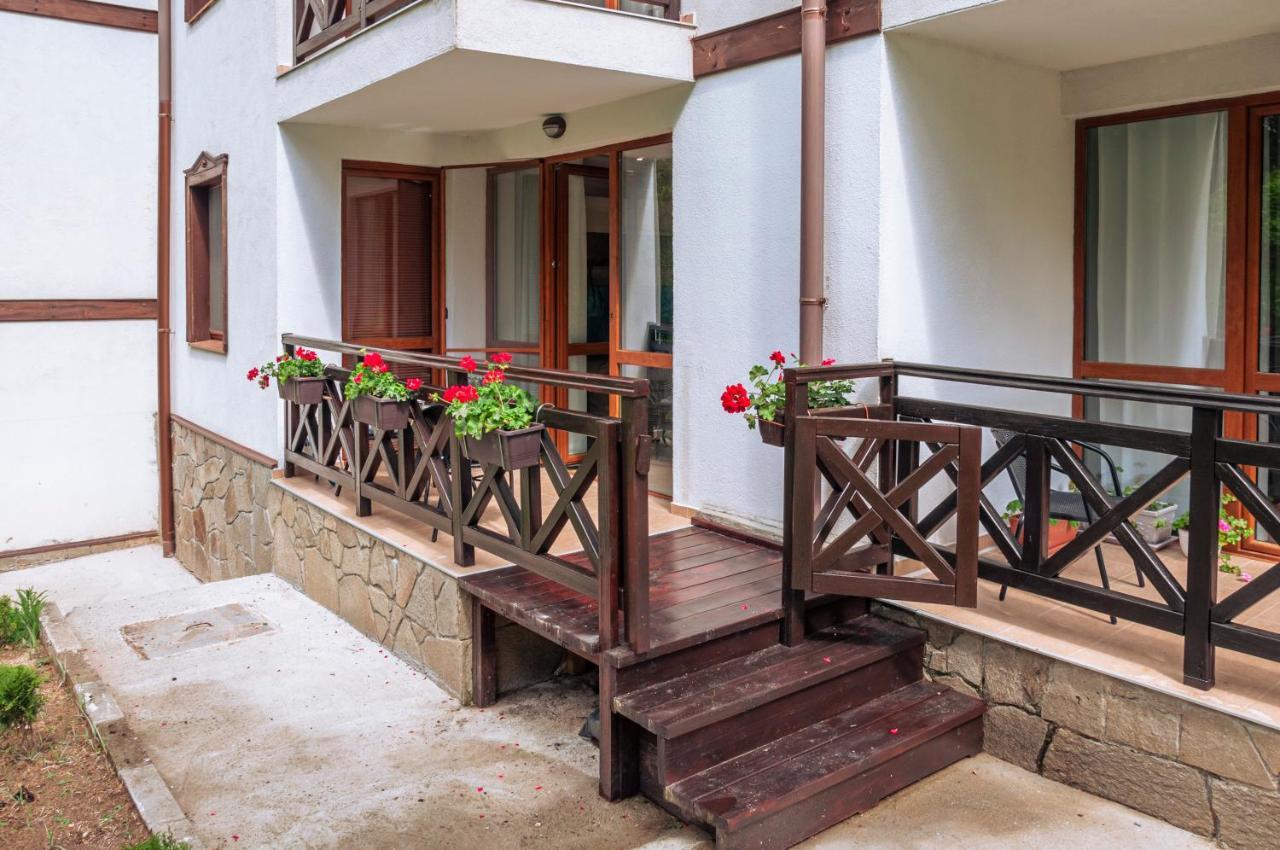 Луксозен апартамент в комплекс Маунтин Лейк , Смолянски Езера - Apartment with 1-bedroom, Smolyan Lakes Экстерьер фото